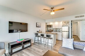 Cozy Daytona Beach Condo - Steps to Ocean!
