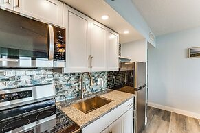 Cozy Daytona Beach Condo - Steps to Ocean!