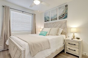 Beachy Gulf Shores Condo w/ Pool, Walk to Shore!