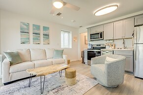 Beachy Gulf Shores Condo w/ Pool, Walk to Shore!