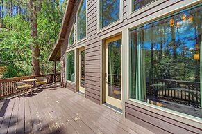6 Mi to Mt Union: Peaceful Cabin w/ Deck