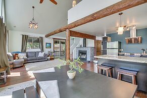 6 Mi to Mt Union: Peaceful Cabin w/ Deck