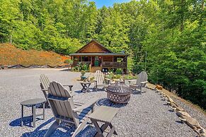 Idyllic Sylva Cabin w/ Great Smoky Mountains View!