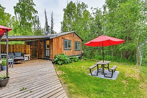 Sterling Home w/ Patio, BBQ Grill & Fire Pit!