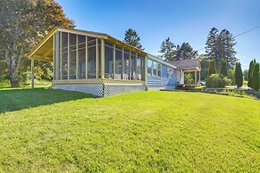 Bayfront Steuben Home w/ Screened Porch & Fire Pit