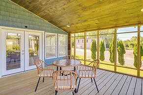 Bayfront Steuben Home w/ Screened Porch & Fire Pit