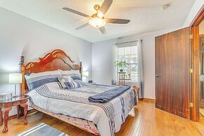 Navarre House w/ Game Room: 5 Mi to Beaches!