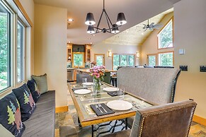 Modern Nellysford Getaway w/ View: Deck & Fire Pit