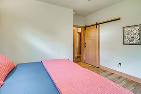 Modern Nellysford Getaway w/ View: Deck & Fire Pit