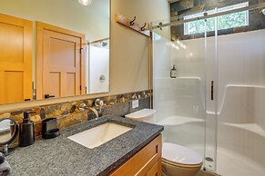 Modern Nellysford Getaway w/ View: Deck & Fire Pit