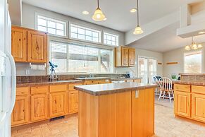 Remote Kingston Cabin w/ Mtn Views: Fish & Atv!