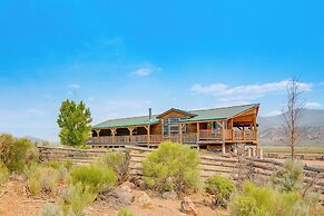Remote Kingston Cabin w/ Mtn Views: Fish & Atv!