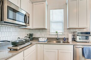 Rosenberg Apartment, 10 Mi to Smithers Lake