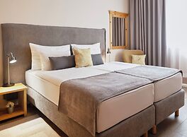 Hotel Kadoor