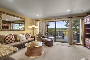 Racquet Club 84 3 Bedroom Condo by RedAwning