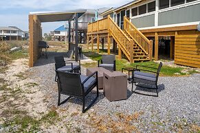 Coastal Breeze - 2123 Cadillac 3 Bedroom Home by RedAwning