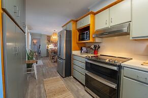 Coastal Breeze - 2123 Cadillac 3 Bedroom Home by RedAwning