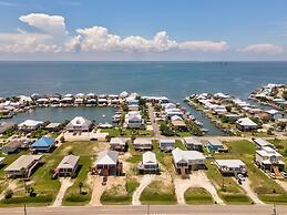 Coastal Breeze - 2123 Cadillac 3 Bedroom Home by RedAwning