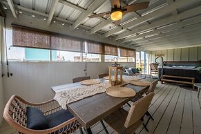 Coastal Breeze - 2123 Cadillac 3 Bedroom Home by RedAwning