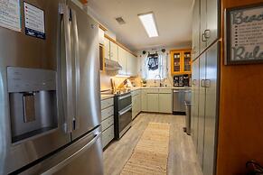 Coastal Breeze - 2123 Cadillac 3 Bedroom Home by RedAwning