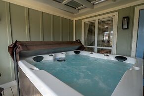 Coastal Breeze - 2123 Cadillac 3 Bedroom Home by RedAwning