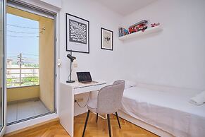 Harmony Seaside Apartment by Litto