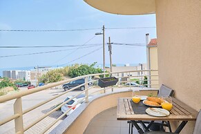 Harmony Seaside Apartment by Litto