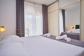 Harmony Seaside Apartment by Litto