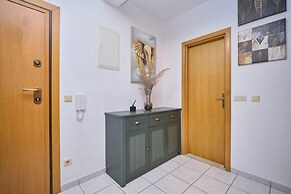 Harmony Seaside Apartment by Litto