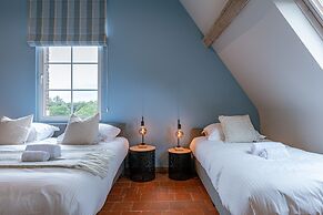 Unique and Very Exclusive Villa Gentbos With Stunning Garden