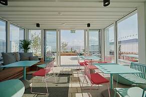 Student Only The Loom