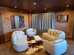 Cantos e Contos Boutique Hotel