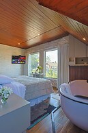 Cantos e Contos Boutique Hotel