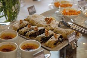 Cantos e Contos Boutique Hotel