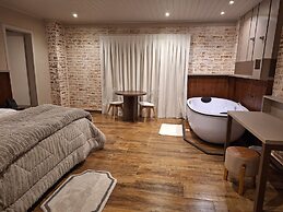 Cantos e Contos Boutique Hotel