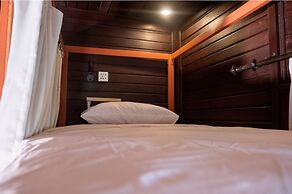 Mad Monkey Nusa Lembongan