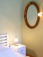 Traditional apartment Bacvice, 3 min walk to the beach