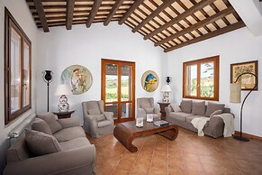 Villa sui Colli Ericini con Piscina