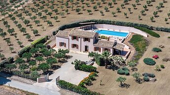 Villa sui Colli Ericini con Piscina