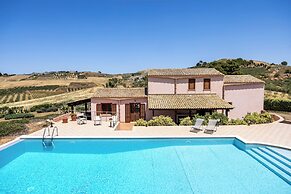 Villa sui Colli Ericini con Piscina