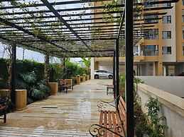 Lux Suites Enzi Heights Apartments