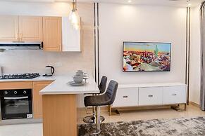 Lux Suites Enzi Heights Apartments
