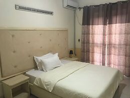 Summit palace international