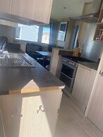 Coastal Cabin Retreat in Rhyl