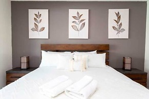 Free Water Park Windsor Island 5BD - 5BA