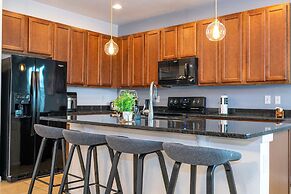 5 Suites - Game Room Theater Room Private Pool