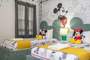 5 Suites - Game Room Theater Room Private Pool