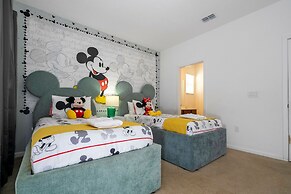 5 Suites - Game Room Theater Room Private Pool