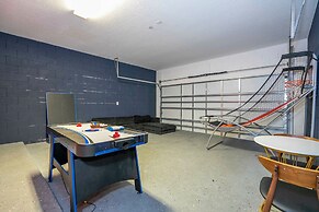 5 Suites - Game Room Theater Room Private Pool