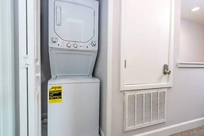 Beautiful 4 Bed 3 5 Bath With Jacuzzi